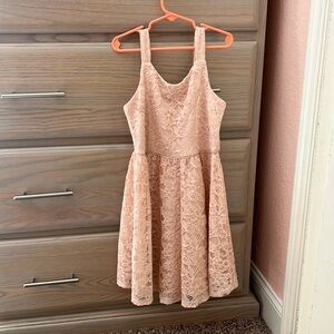 Girls lace dress